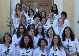 2005 König: Bernd Knieps von links nach rechts und von hinten nach vorne: Ina Scholl, Sarah Dünker / Nathalie Harst,Elisa Lypken, Juliane Dengg, Maike Haberkorn / Theresa Harst, Vanessa Liersch / Anna Röser, Julia Binzenbach, Sabine Sprinkmeier, Viola Botter / Christiane Simons, Sonja Jüris, Regina Schwarz / Melissa Schneider, Jasmin Entrup / Kathrin Eckardt, Tanja Krebs, Eva-Maria Kappen / Yvonne Lindenau, Claudia Winand, Amy Mogaeka, Anja Knieps Foto: Thomas Schaaf