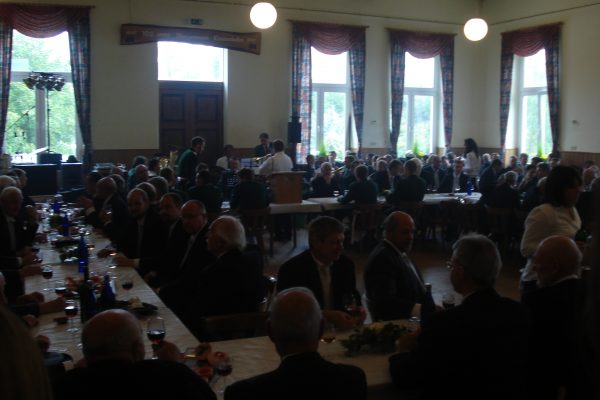 20080922 Kirmes 01 Festkommers am Montagmorgen im Saal des Winzerverein Lantershofen. Foto: JSG Lantershofen