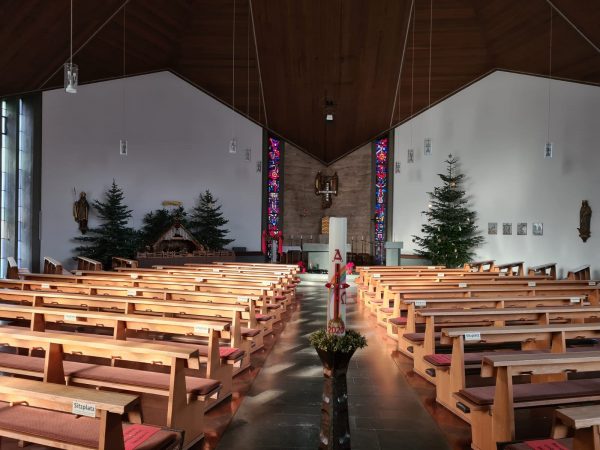WBaum20 03 Wir wünschen allen Freunden und Gönnern der Gesellschaft ein gesegnetes Weihnachtsfest. Foto: Nils Henscheid