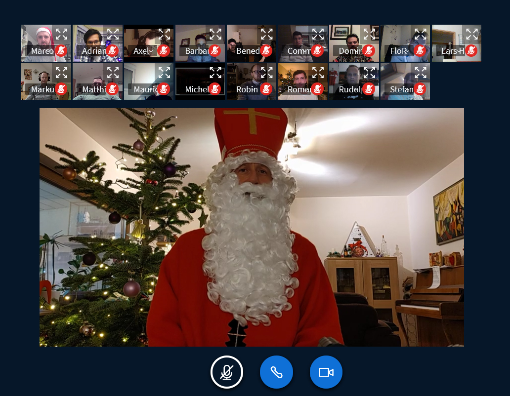 Auch der Nikolaus ist digital und stattet der Weihnachtsfeier einen Besuch ab. Foto: JSG Lantershofen