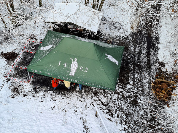 Winterwanderung2022 02 Noch länger ist es her, dass es bei einer Winterwanderung tatsächlich Schnee gegeben hat. Foto: Nils Henscheid